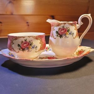 AntiqueRoyal Albert Bone China, England Cream and Sugar set, Lady Carlyle design